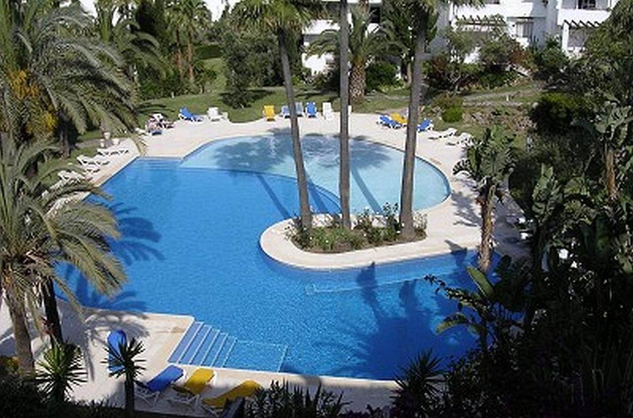 Appartement Pueblo Camelot à Manilva Extérieur photo